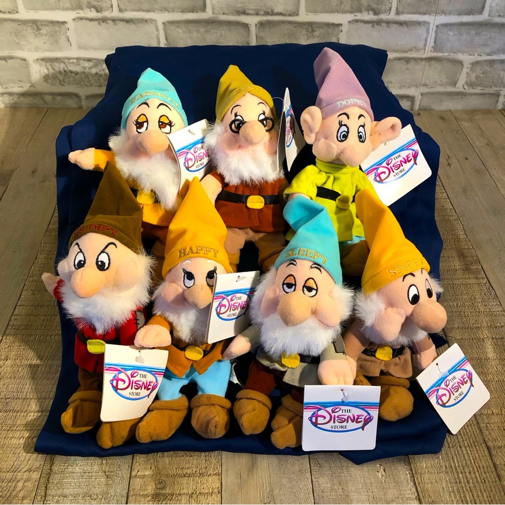 Disney Seven Dwarfs Mini Bean Bag Set